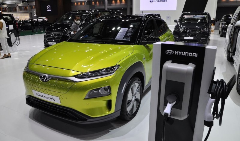 Hyundai Kona Electric khoe dáng.