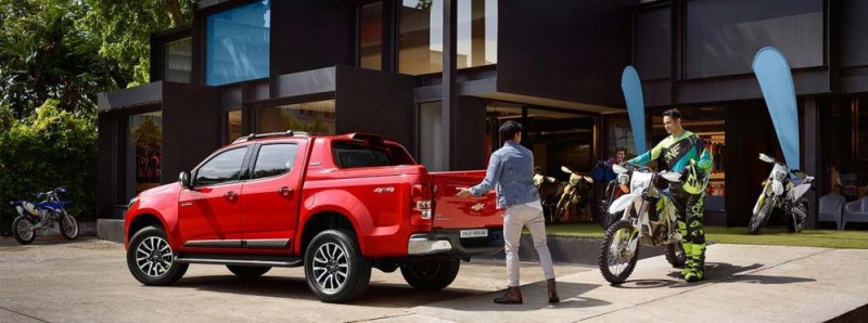 Vay mua xe Chevrolet Colorado 2020 trả góp 1