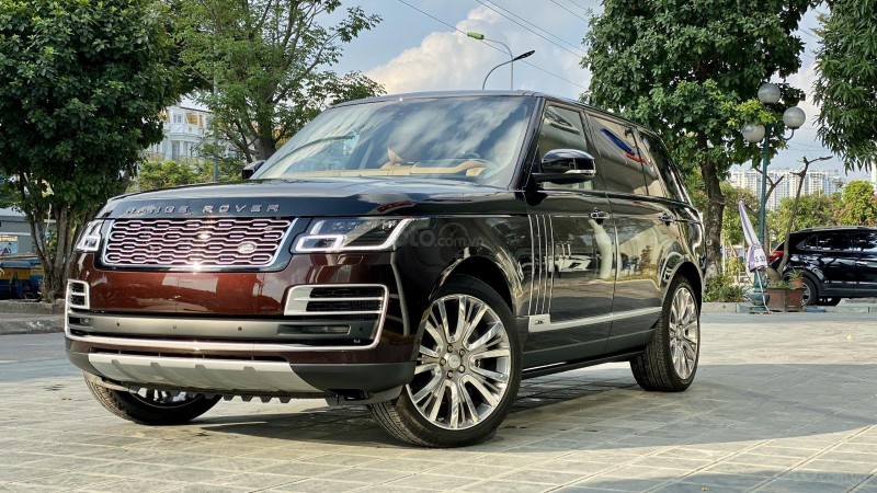 Range Rover Autobiography ưu đãi khủng: Tặng quà trị giá 260 triệu đồng 1