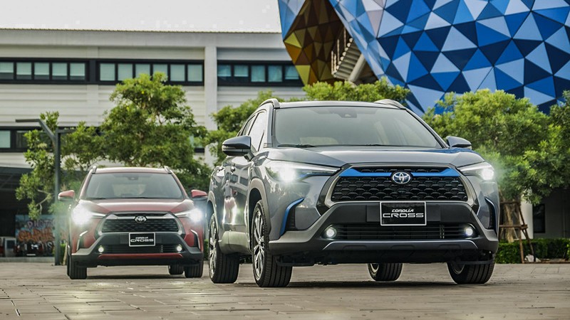 Ảnh đầu xe Toyota Corolla Cross 2020 