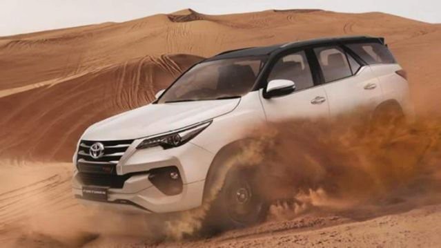 Toyota Fortuner TRD Limited Edition số lượng hạn chế.