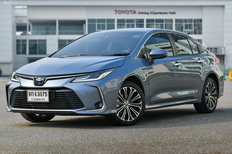 Ảnh Thân xe Toyota Corolla Altis 2021