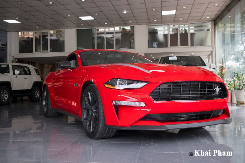 Ảnh trước xe Ford Mustang High Performance 2020