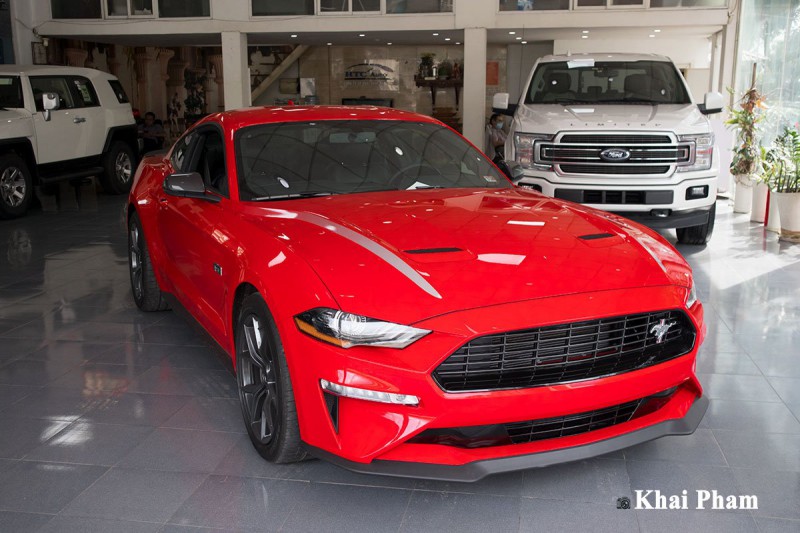 Ảnh trước xe Ford Mustang High Performance 2020 cao