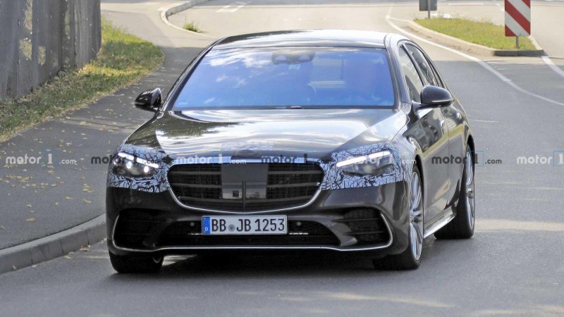 Mercedes S-Class 2021 hấp dẫn về mặt sức mạnh.