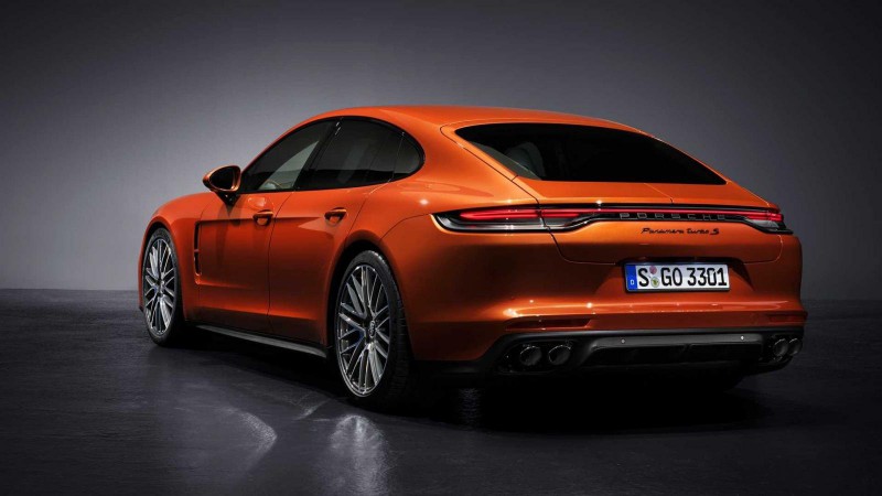 Porsche Panamera 2021 hứa hẹn mang đến trải nghiệm tốc độ tuyệt hảo.