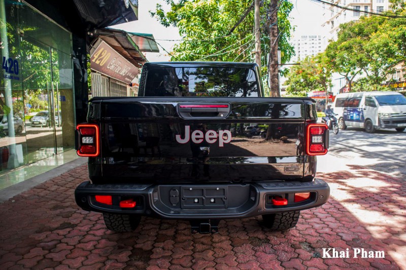 Ảnh chính diện Đuôi xe Jeep Gladiator 2020 