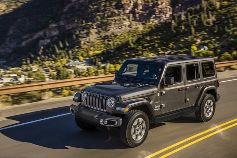 Ảnh Vận hành xe Jeep Wrangler 2020 a1