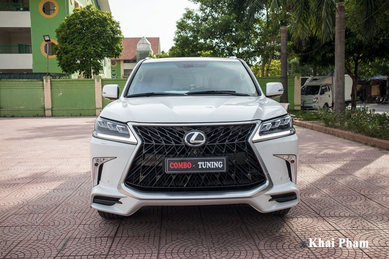 Rộ phong trào độ Lexus LX570 đời đầu lên 2020, tiết kiệm hàng tỷ đồng so với xe mới a2