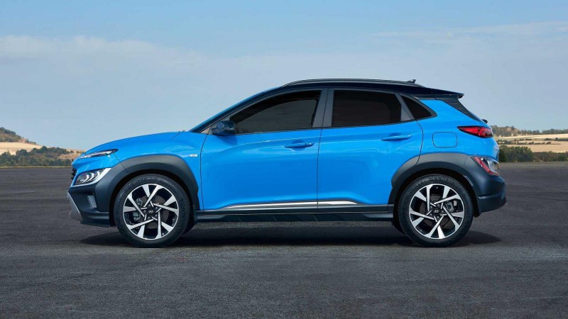 Hyundai Kona 2021 tươi mới hơn.