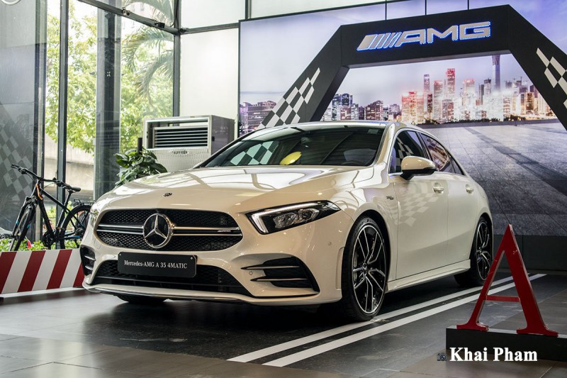 "Trên tay" xe Mercedes-AMG A35 4Matic 2020 tại Việt Nam a1