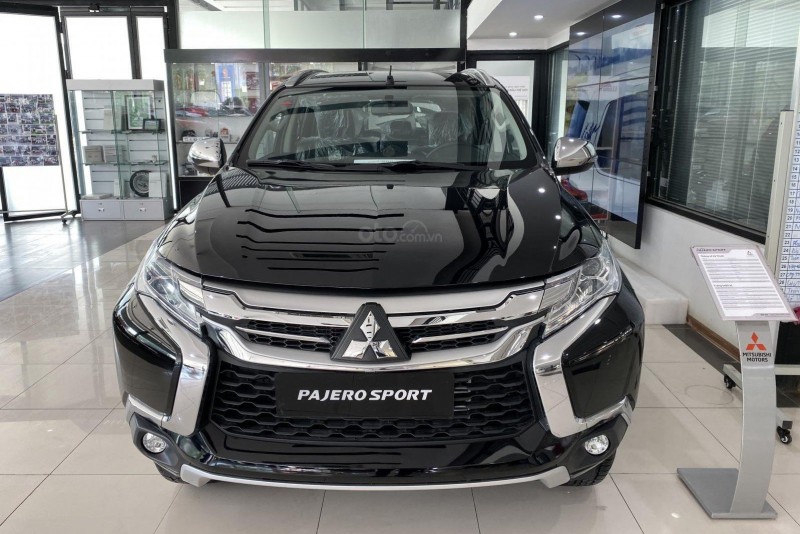 Mitsubishi Pajero Sport ưu đãi gần 100 triệu đồng tiền mặt trong tháng 09/2020 1