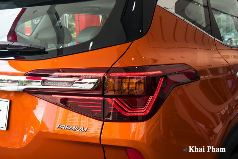 Ảnh Đèn hậu xe Kia Seltos Premium 2020