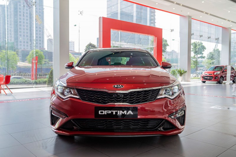 Kia Optima hiện đang áp dụng nhiều ưu đãi cho khách hàng mua xe 1