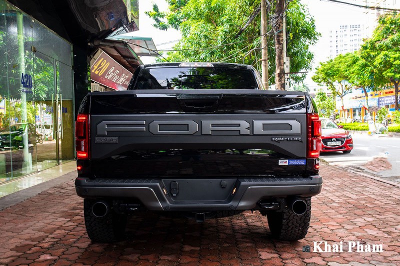 Soi Ford F-150 Raptor cửa Rolls-Royce đầu tiên tại Hà Nội a11