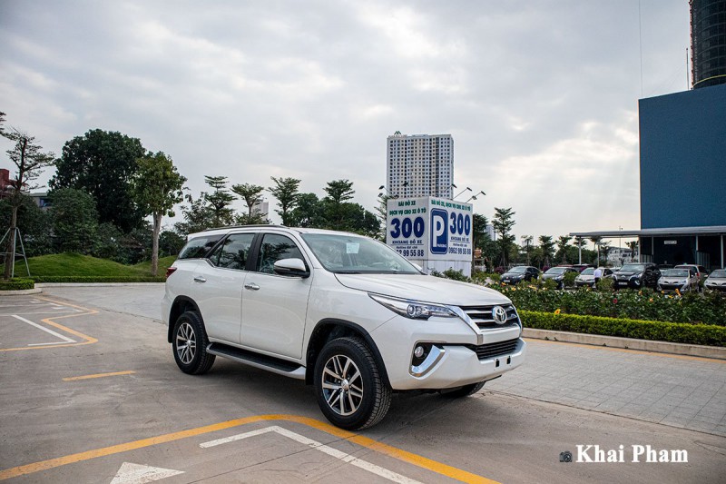 Ưu - nhược điểm vay mua xe Toyota Fortuner 2020 trả góp 1