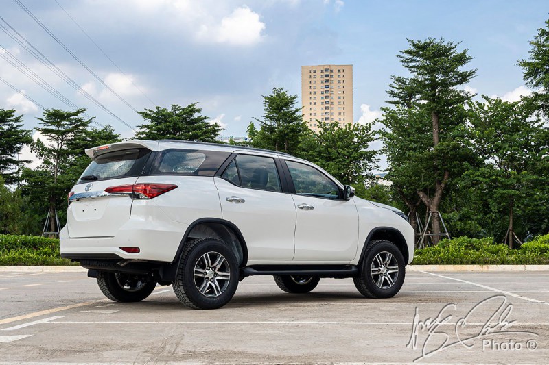 Toyota Fortuner 2020 nâng cấp vừa ra mắt đã nhận ưu đãi hấp dẫn tại đại lý - Ảnh 1.