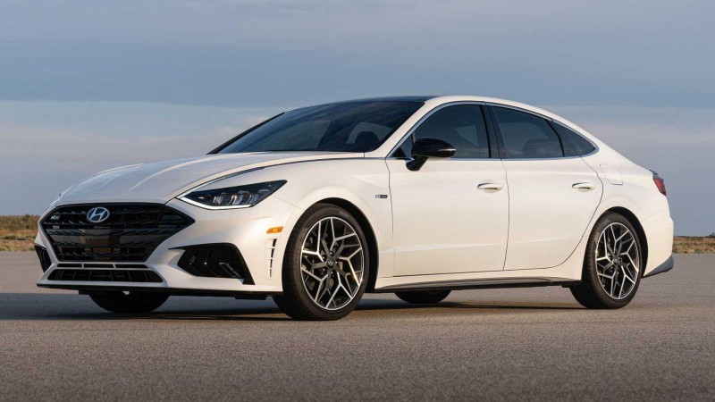 Hyundai Sonata N Line 2021 ra mắt với vóc dáng thể thao.