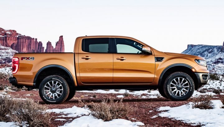 Ford Ranger 2021 STX Special Edition cùng có thể trang bị thêm gói FX4.