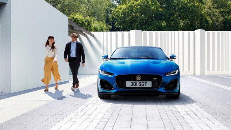 Jaguar F-Type 2021 nâng cấp toàn diện.