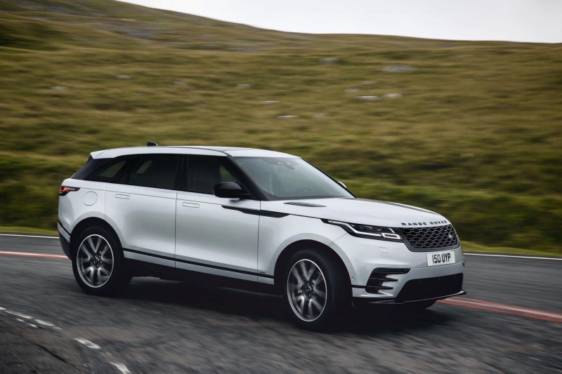 Range Rover Velar 2021 mạnh mẽ hơn.