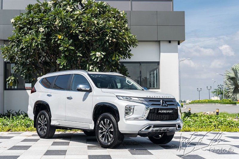 Mitsubishi Pajero Sport 2020 mới ra mắt Việt Nam 1