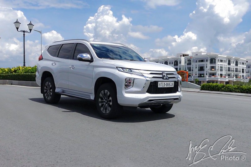 Vận hành Mitsubishi Pajero Sport 2020.