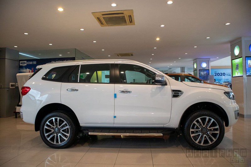 Ảnh Thân xe Ford Everest 2020