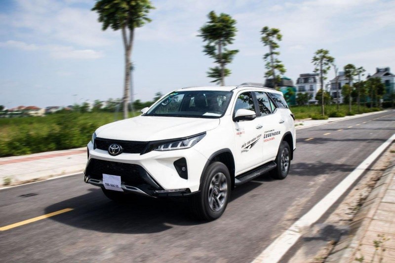 Ảnh Vận hành độ xe Toyota Fortuner Legender 2020 1a