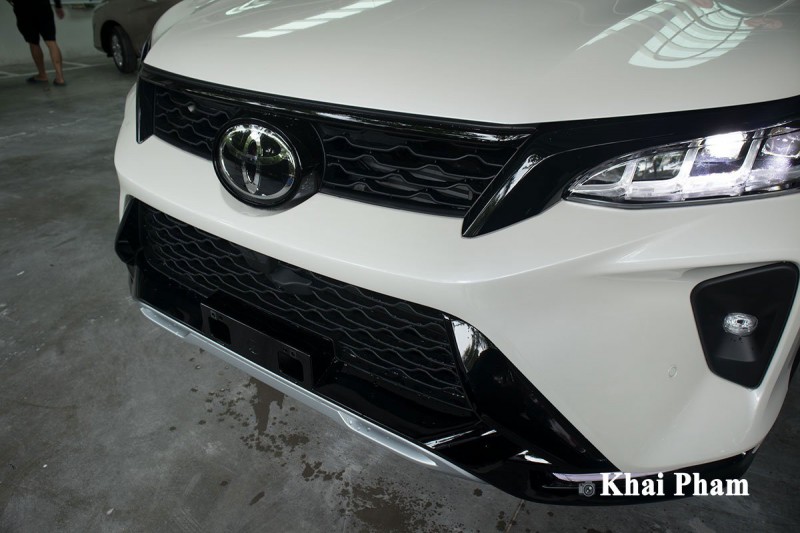 Ảnh Lưới tản nhiệt xe Toyota Fortuner 2020