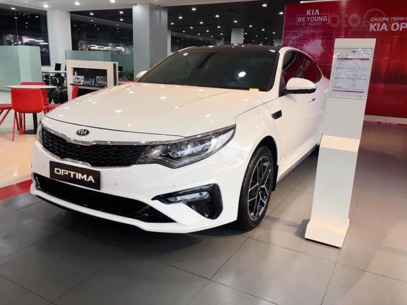 Kia Optima: 92 xe 1