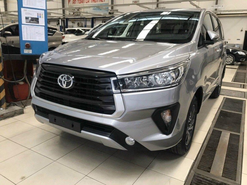 Toyota Innova: 239 xe 1