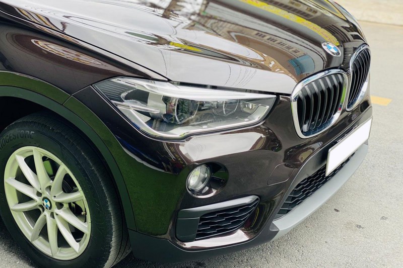 Thiết kế đầu xe BMW X1 2017 1