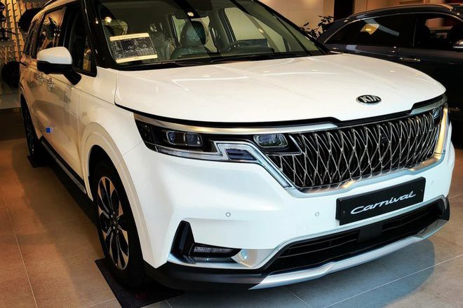 Đánh giá xe Kia Sedona 2021 về thiết kế đầu xe - Ảnh 2.