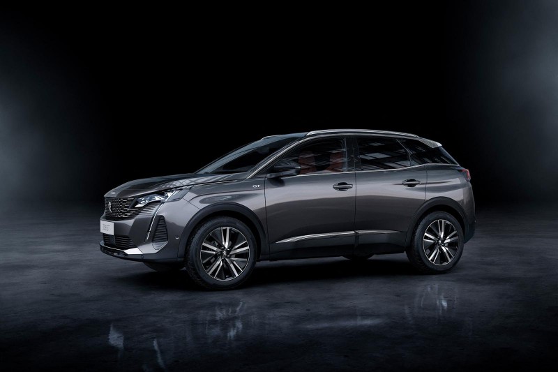 Đánh giá xe Peugeot 3008 2021 về thiết kế thân xe.