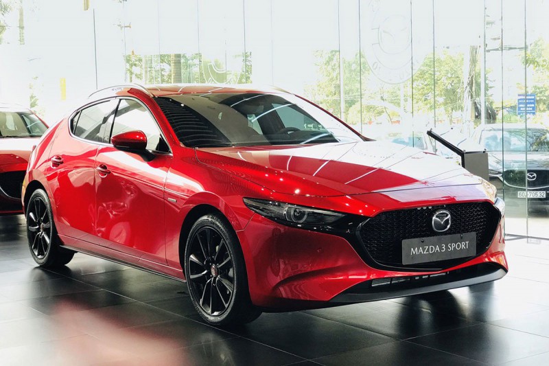 Thiết kế tổng thể xe Mazda 3 Sport bản kỷ niệm 100 năm 1