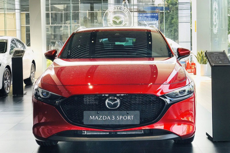 Thiết kế đầu xe Mazda 3 Sport bản kỷ niệm 100 năm 1