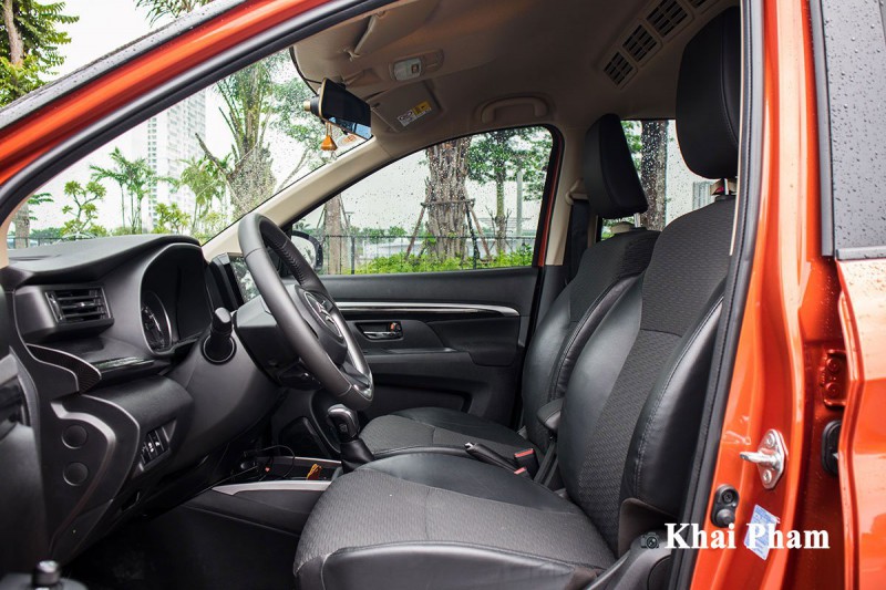 Ảnh Ghế lái xe Suzuki XL7