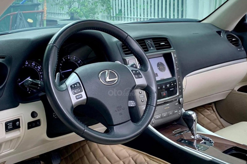 Vô lăng xe Lexus IS250C 2011 1