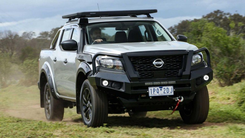 Nissan Navara 2021 được nâng cấp bằng loạt công nghệ tân tiến cực đỉnh.