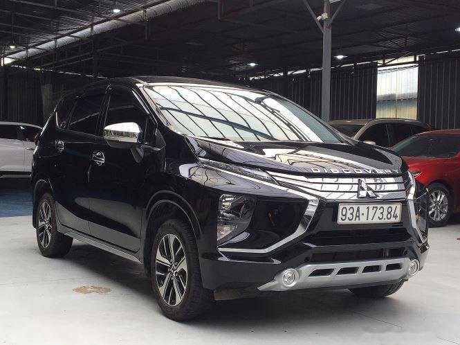 Giá xe Mitsubishi Xpander lướt đắt gần bằng xe mới.