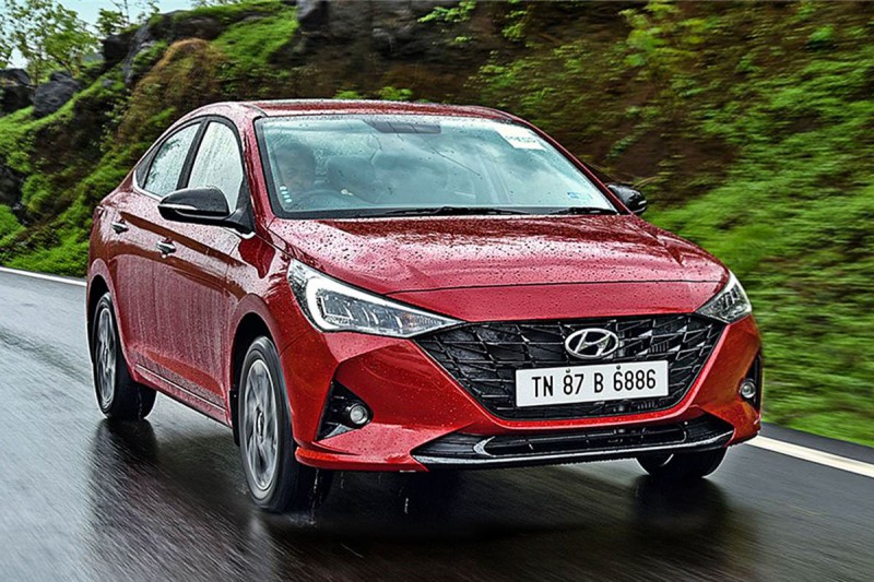 Ảnh tổng quát xe Hyundai Accent 2021 