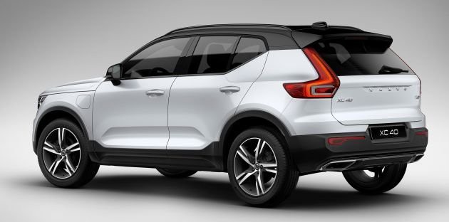 Volvo XC40 Recharge T5 nhanh nhẹn và tiện dùng.