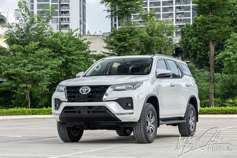 Toyota Fortuner 2020 1