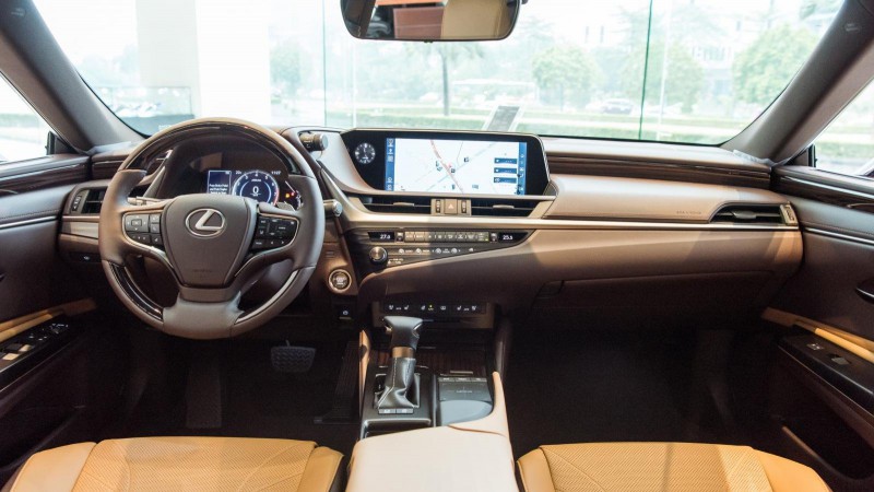 Không gian nội thất xe Lexus ES 2021 1