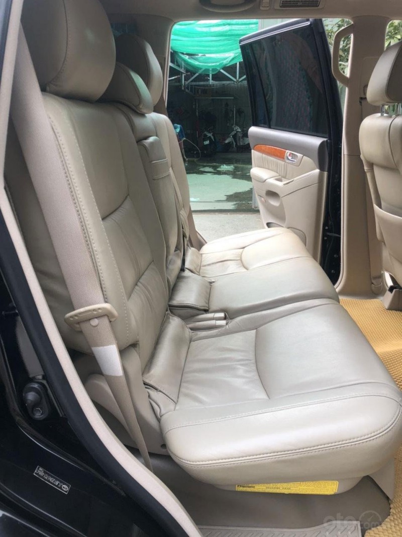 Không gian hàng ghế sau xe Lexus GX 470 2007 1