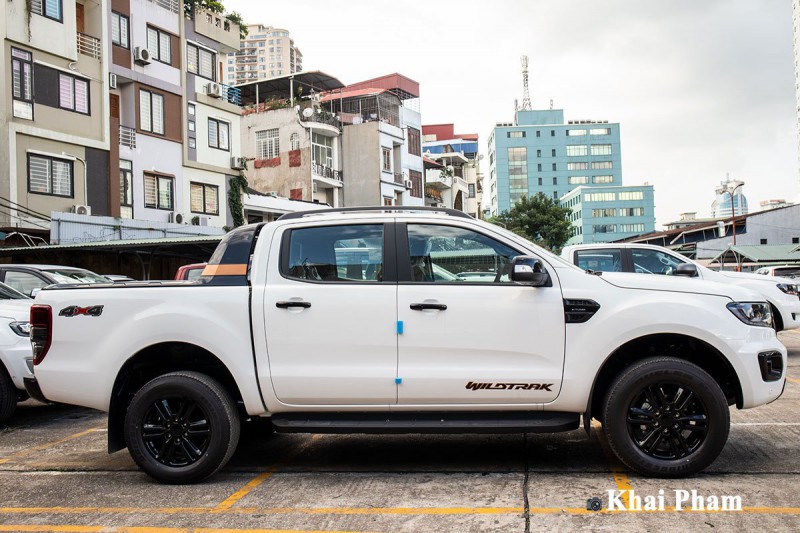 Ảnh thân xe Ford Ranger Wildtrak 2021