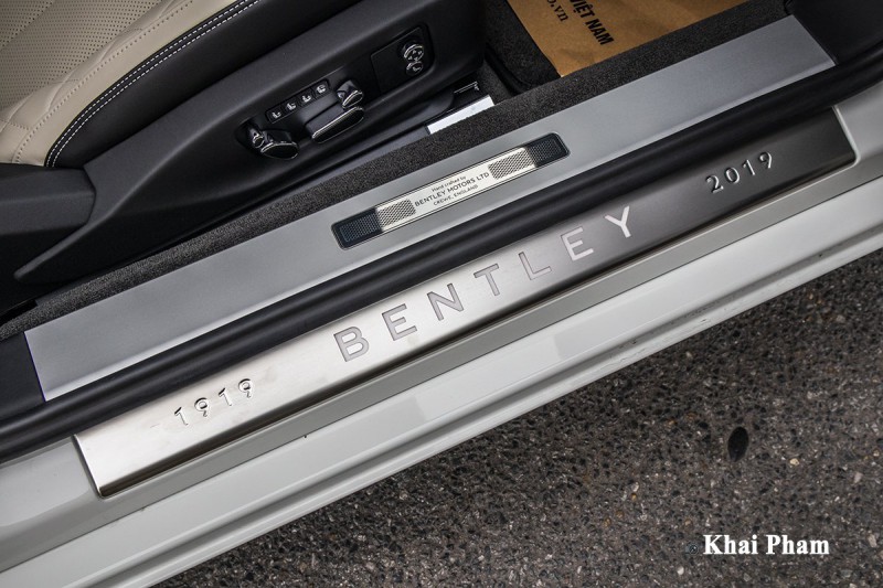 Ảnh logo xe Bentley Continental GT 2021