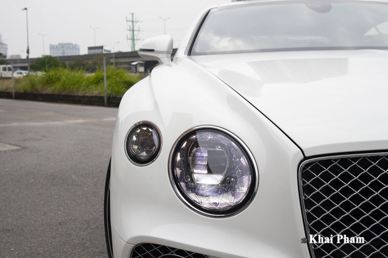 Ảnh Đèn pha xe Bentley Continental GT 2021