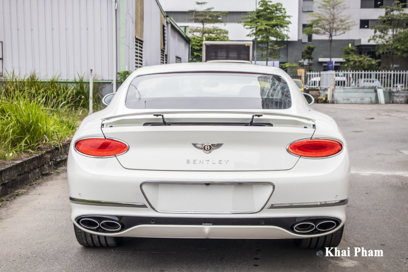 Ảnh Đuôi xe Bentley Continental GT 2021